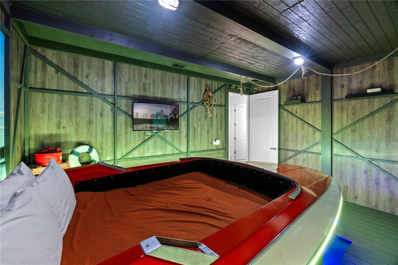 O6343881 Property Photo