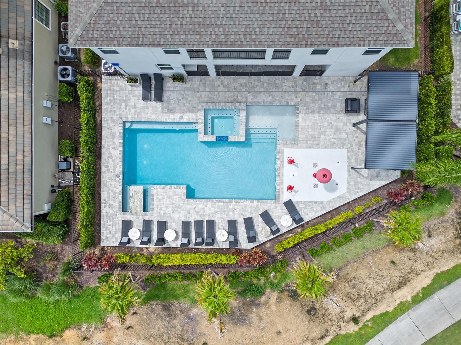 O6343881 Property Photo