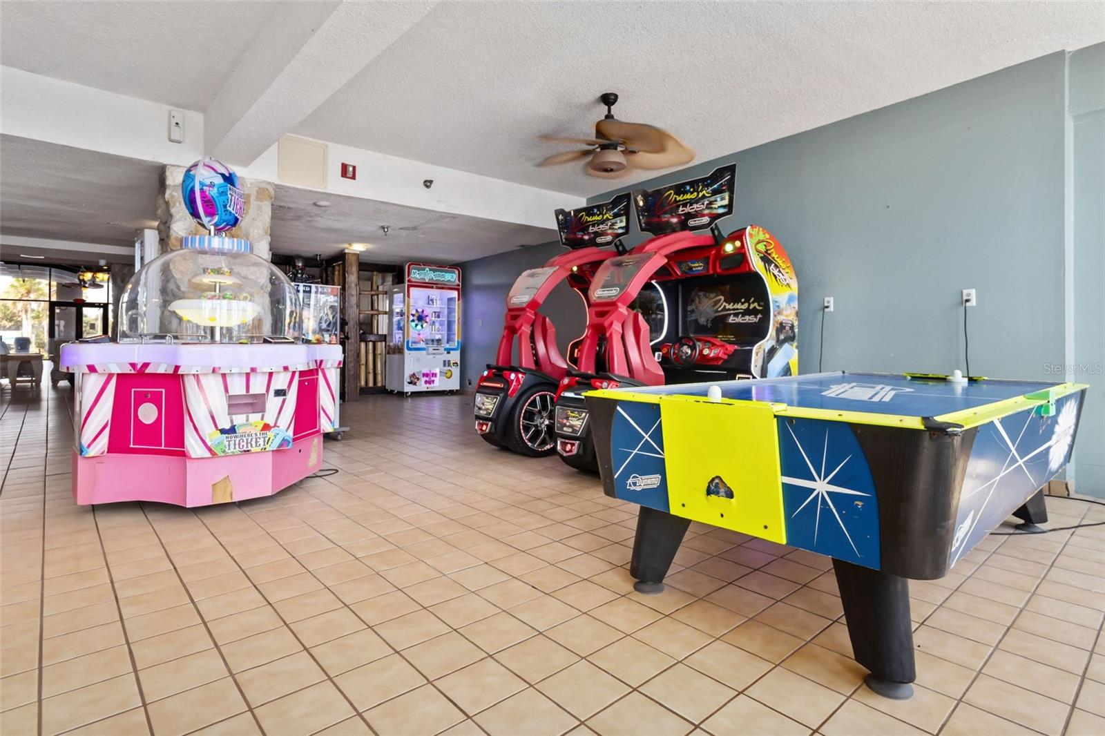 O6343907 Property Photo