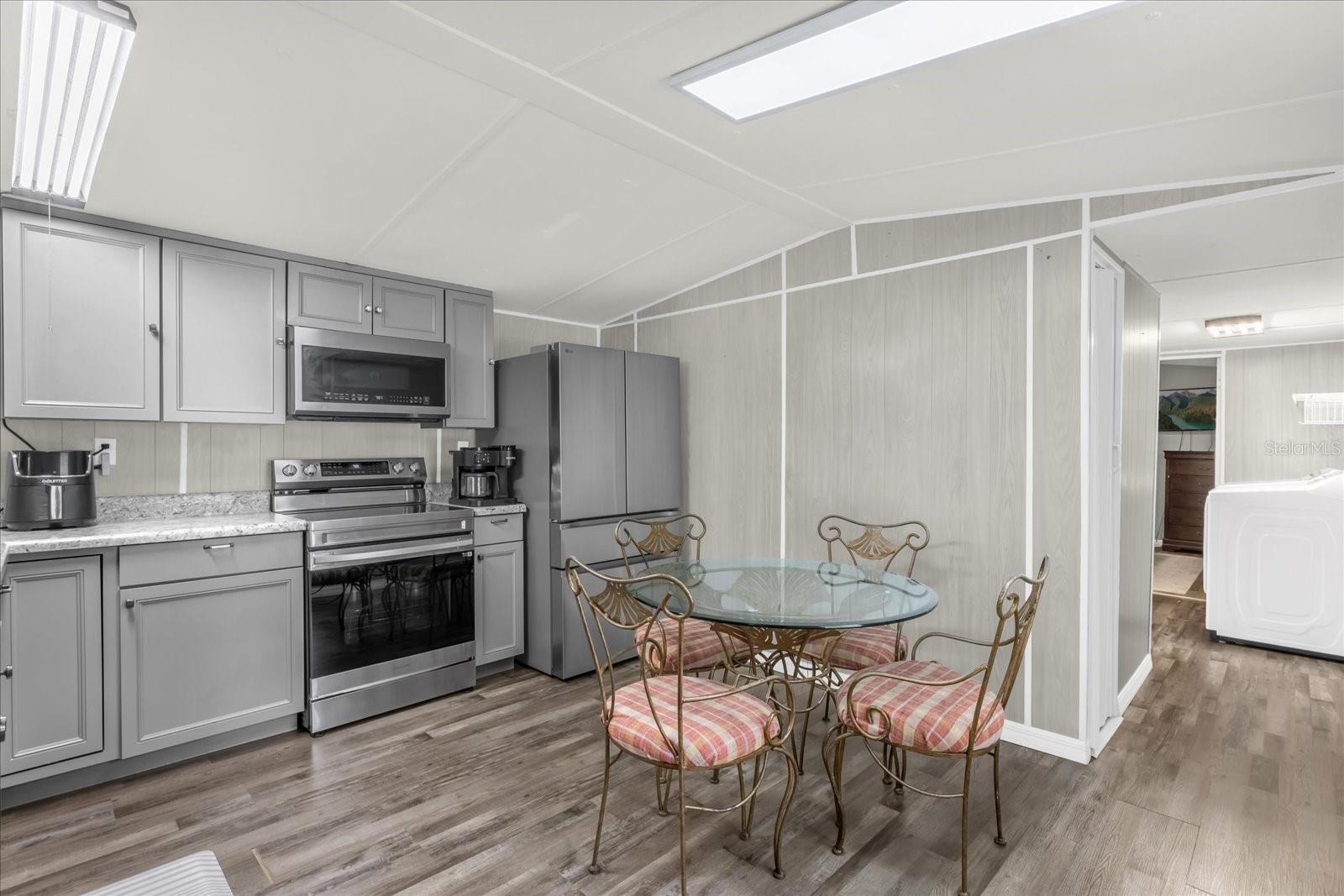 S5134602 Property Photo