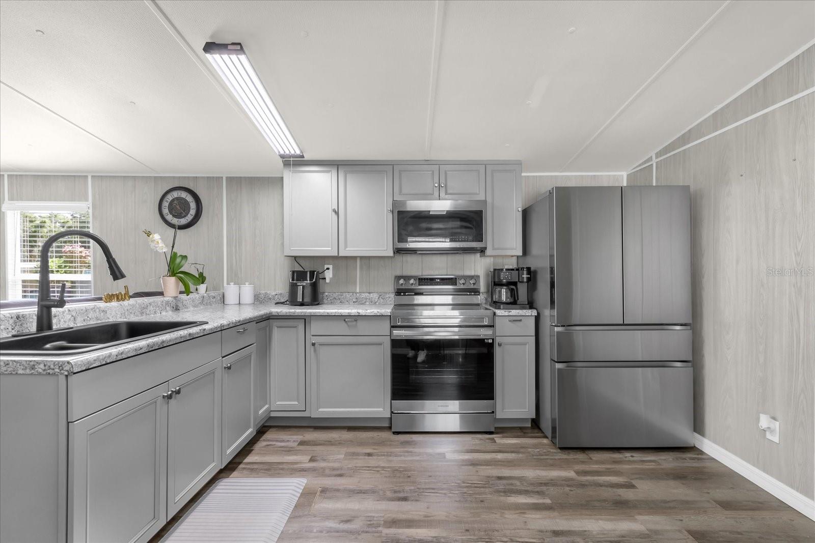 S5134602 Property Photo