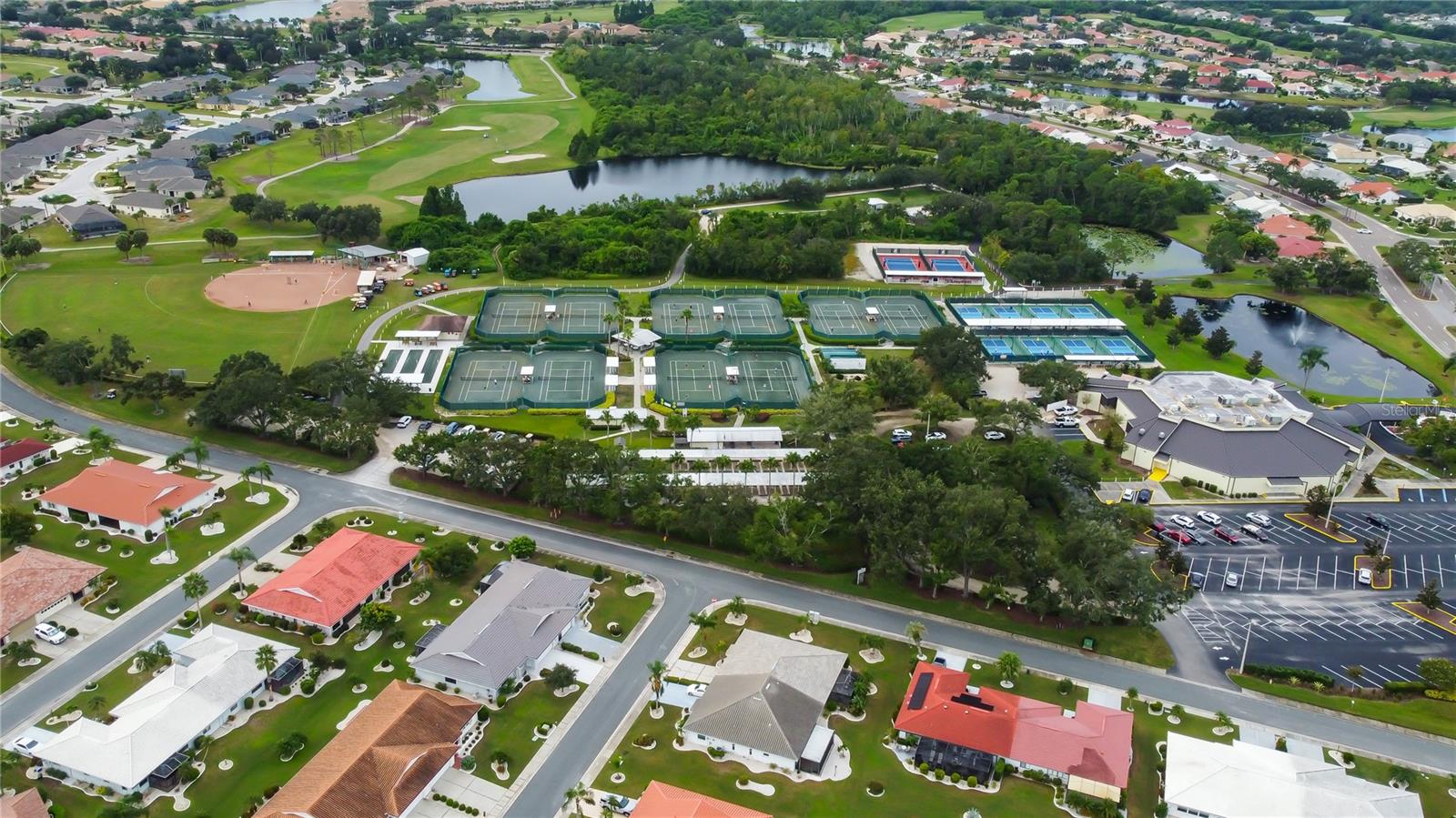 Clubhouse, Pool, Golf, Sports Courts & Amenities