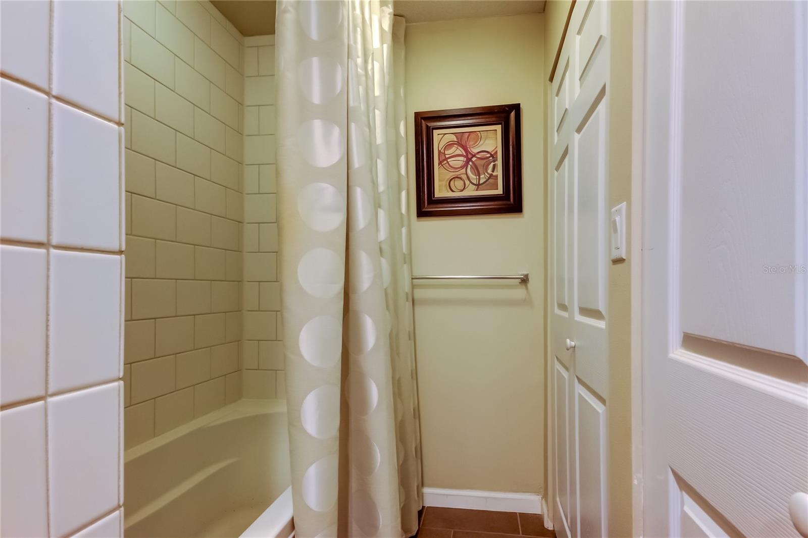 2nd Bedroom (or Office) En Suite Bathroom