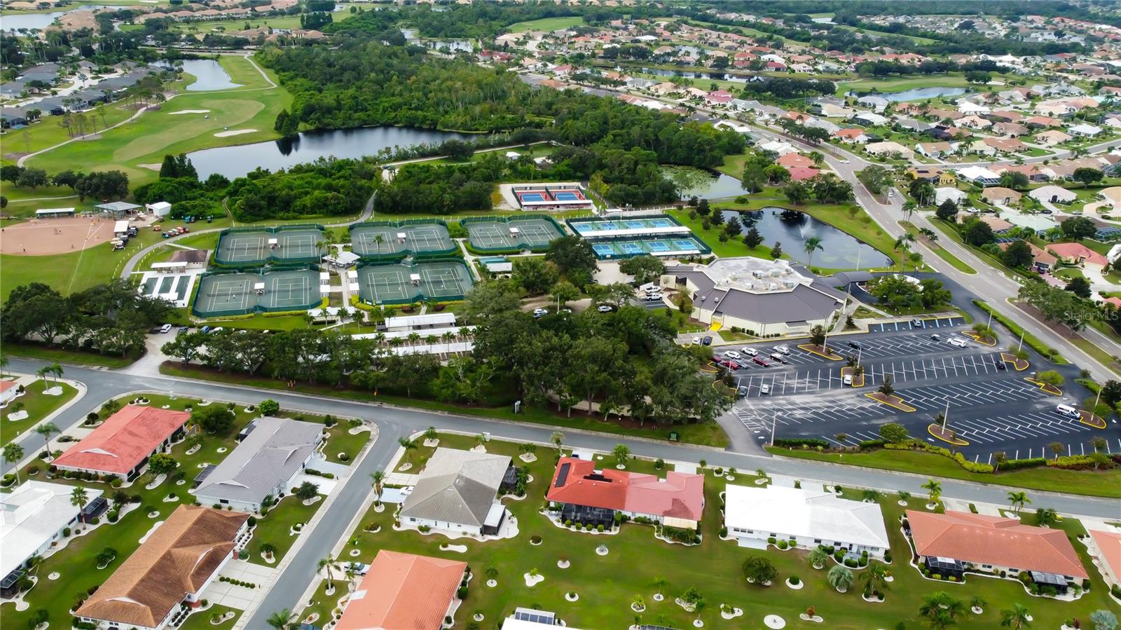 Clubhouse, Pool, Golf, Sports Courts & Amenities