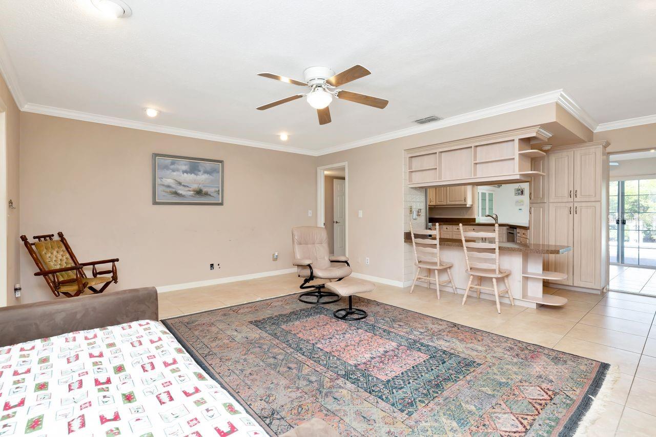 1113 45TH AVE NE, ST PETERSBURG, FL, 33703