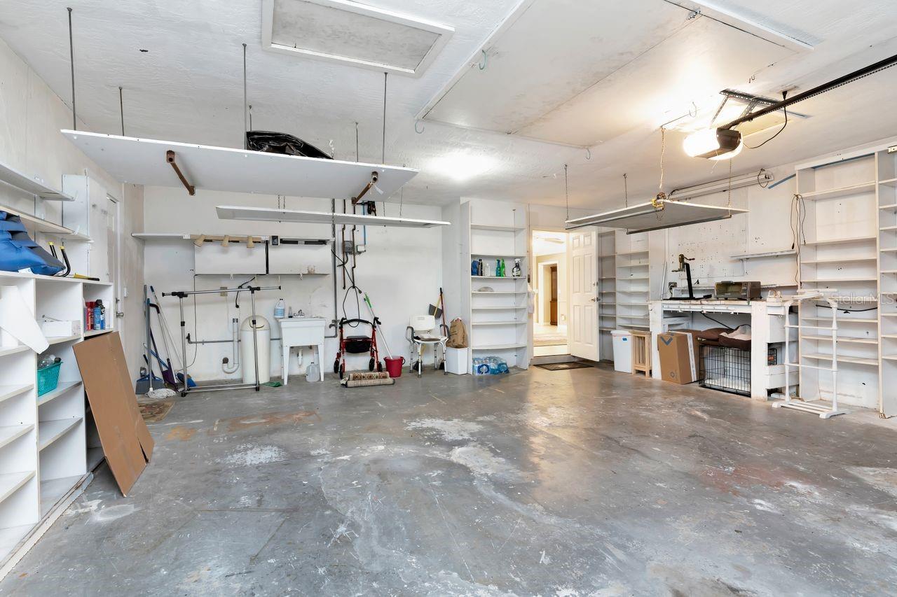 1113 45TH AVE NE, ST PETERSBURG, FL, 33703