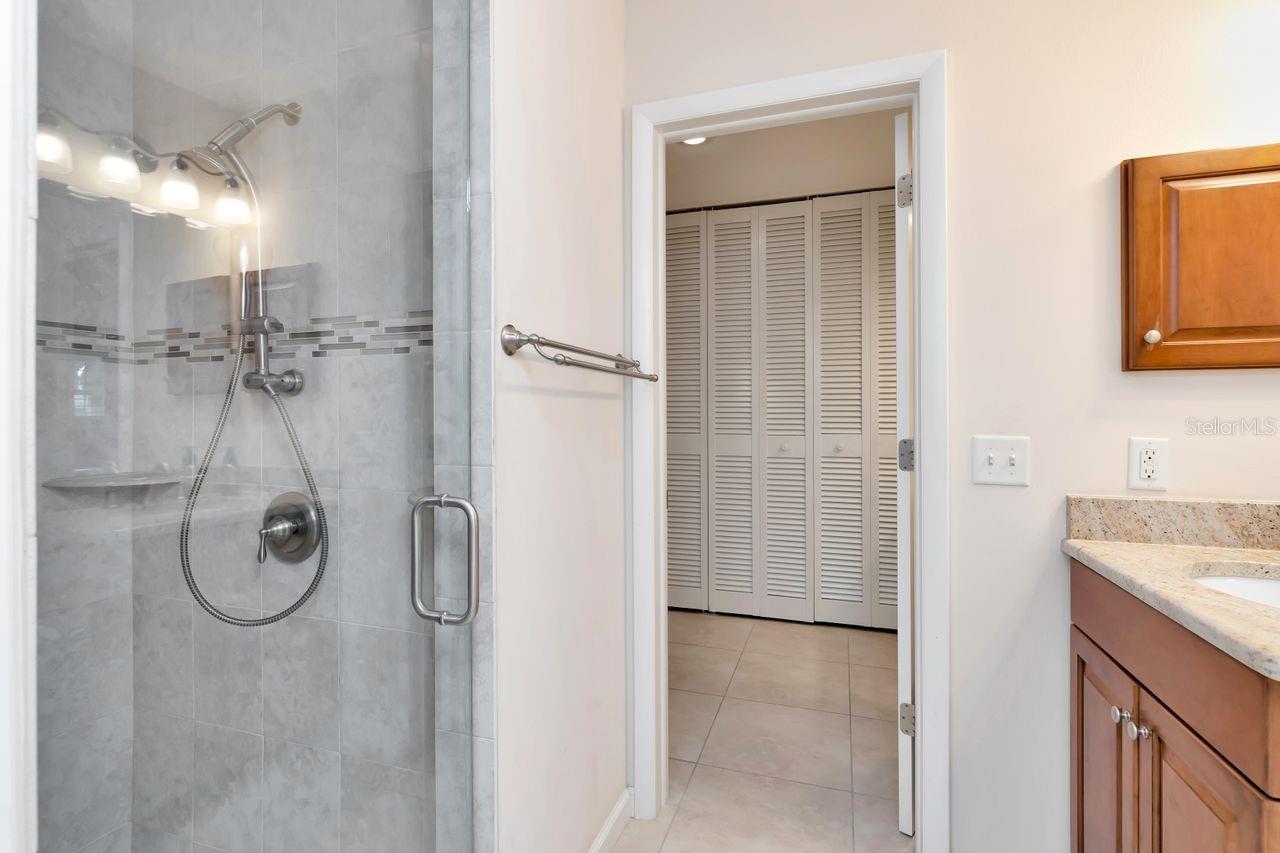 1113 45TH AVE NE, ST PETERSBURG, FL, 33703