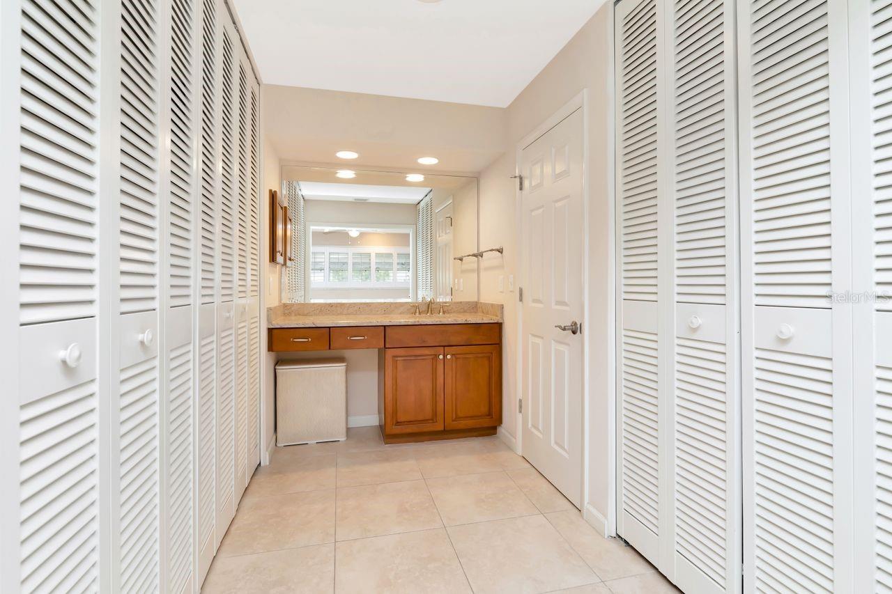 1113 45TH AVE NE, ST PETERSBURG, FL, 33703