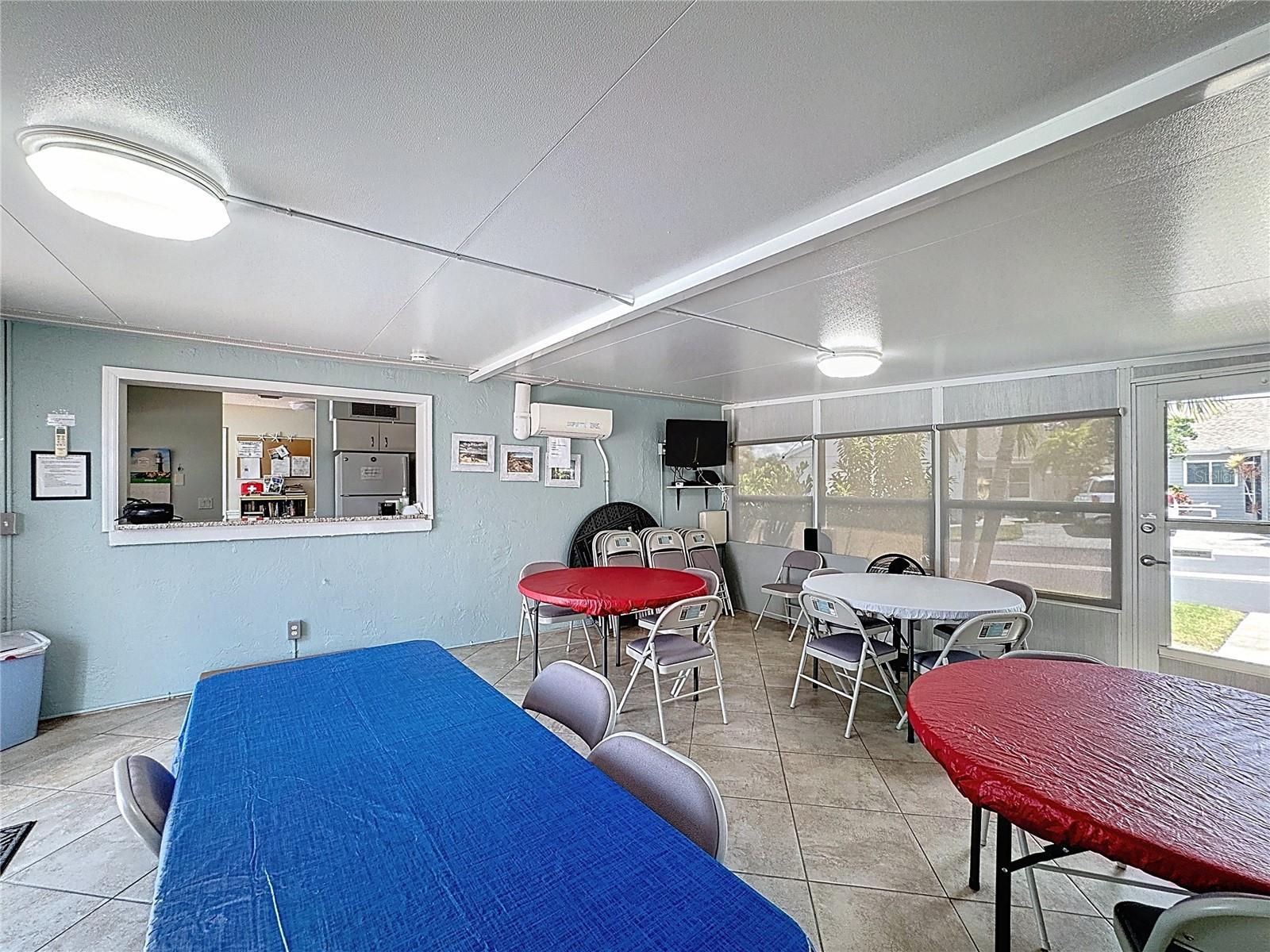 677 IRONWOOD CIR #104, VENICE, FL, 34292