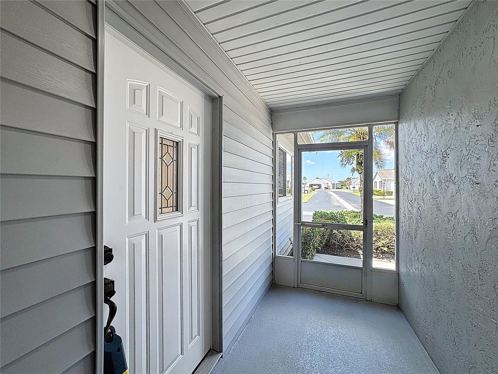 677 IRONWOOD CIR #104, VENICE, FL, 34292