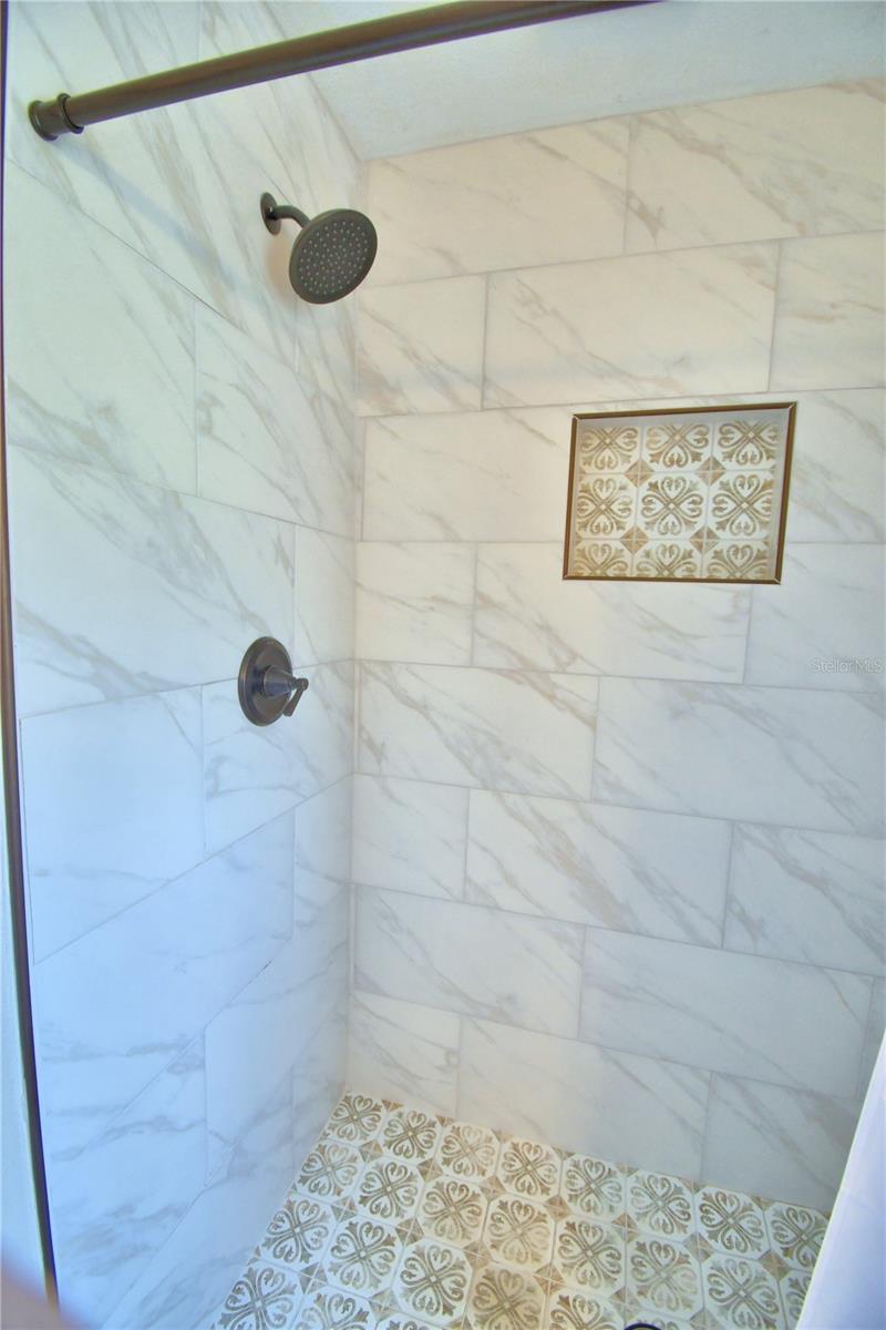 3317 QUEENS COVE LOOP, WINTER HAVEN, FL, 33880