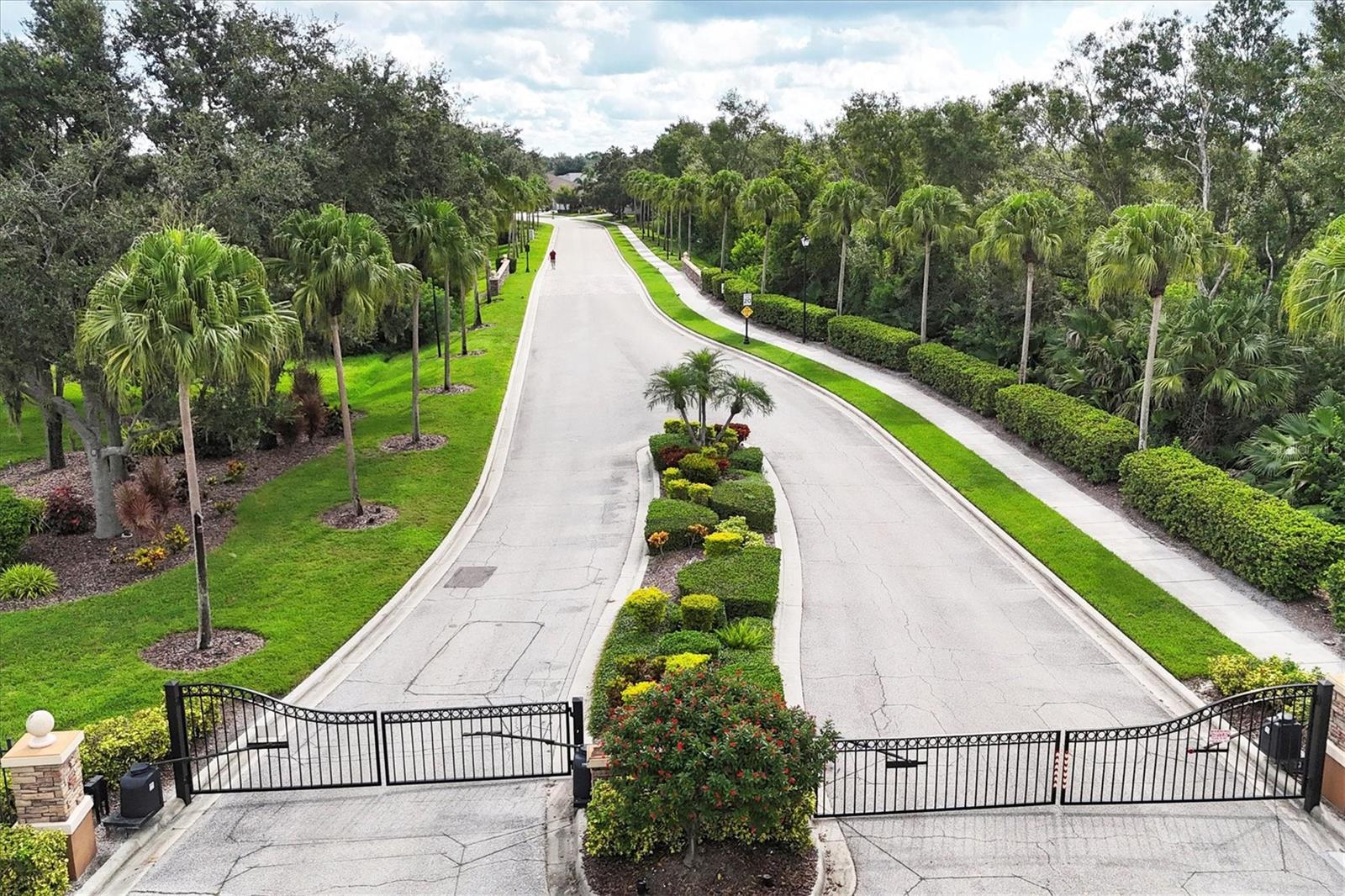 A4664981 Property Photo