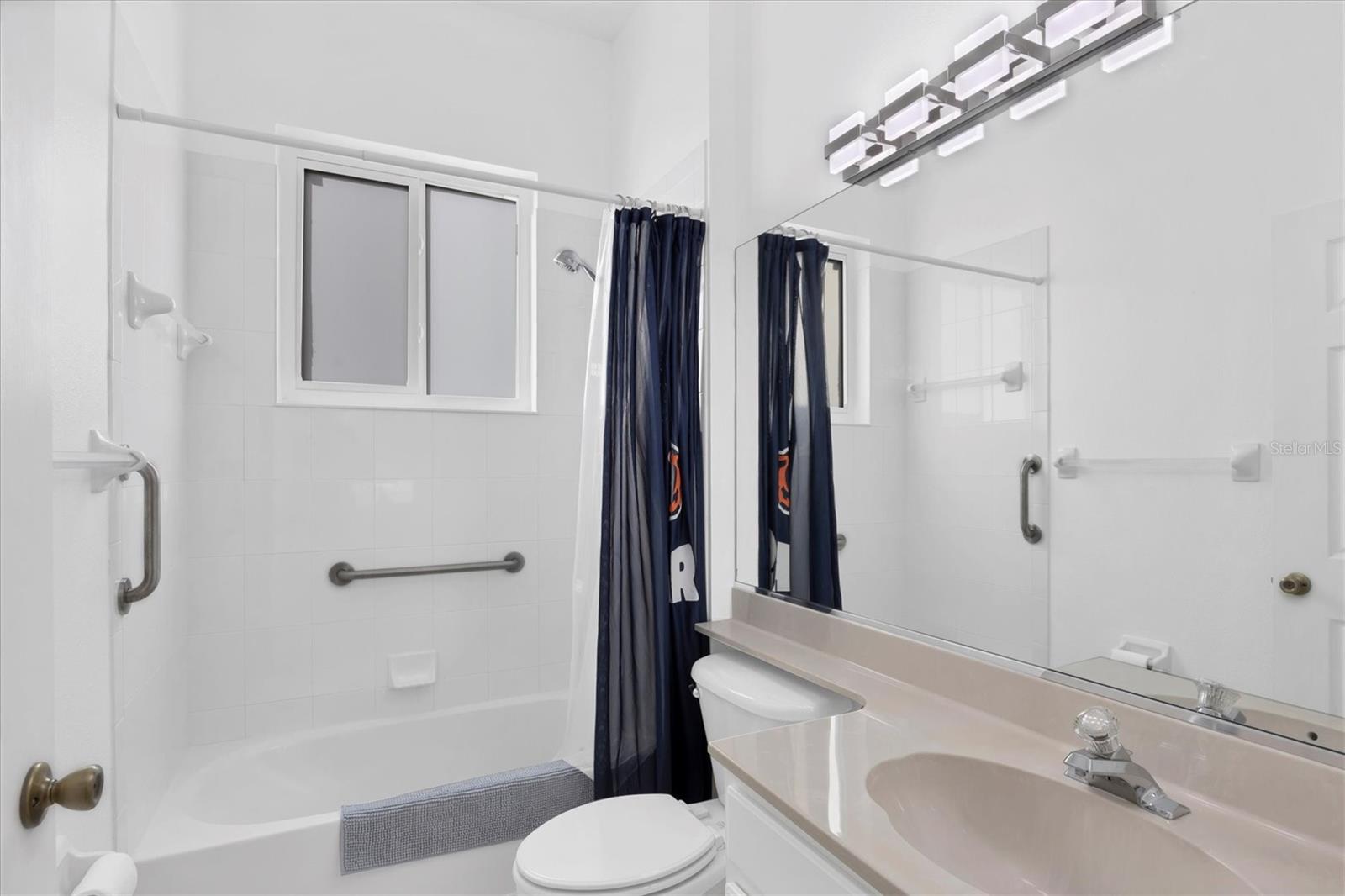 A4664981 Property Photo