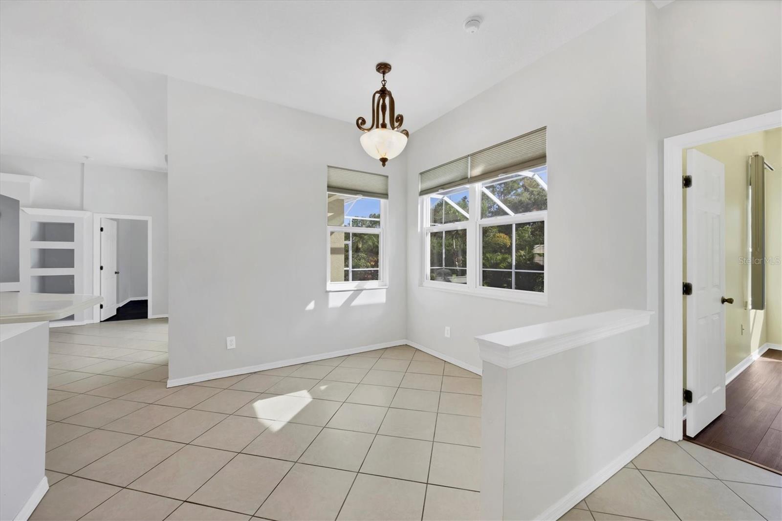 A4664981 Property Photo