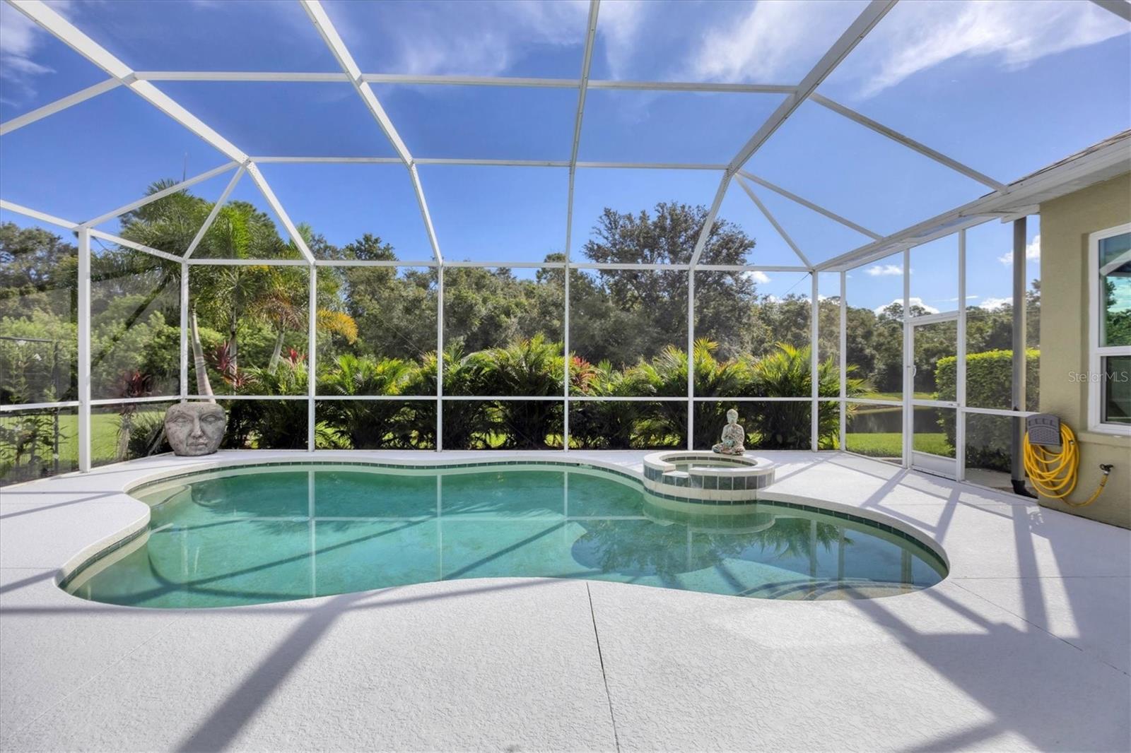 A4664981 Property Photo