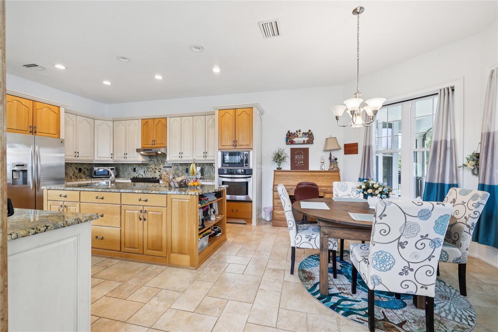 829 BLUE HERON BLVD, RUSKIN, FL, 33570