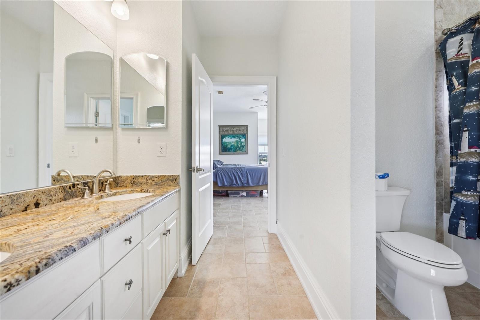 829 BLUE HERON BLVD, RUSKIN, FL, 33570