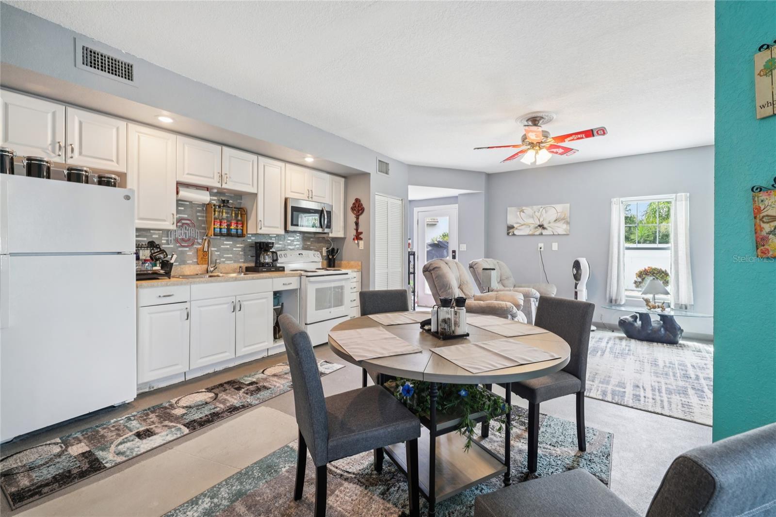 829 BLUE HERON BLVD, RUSKIN, FL, 33570