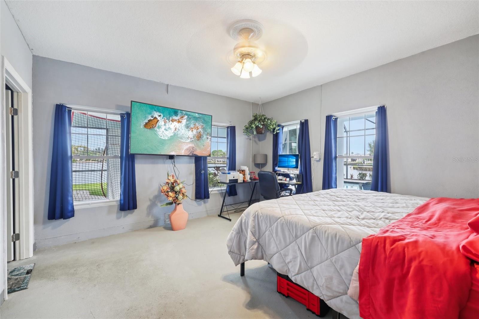 829 BLUE HERON BLVD, RUSKIN, FL, 33570