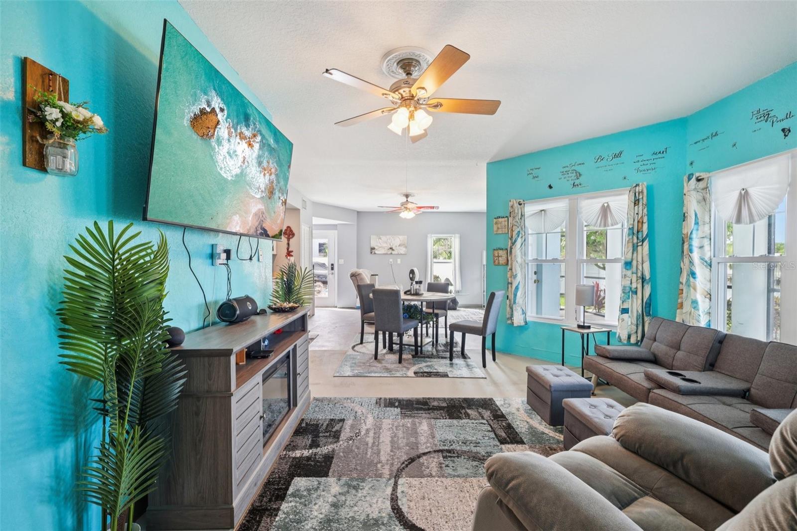 829 BLUE HERON BLVD, RUSKIN, FL, 33570