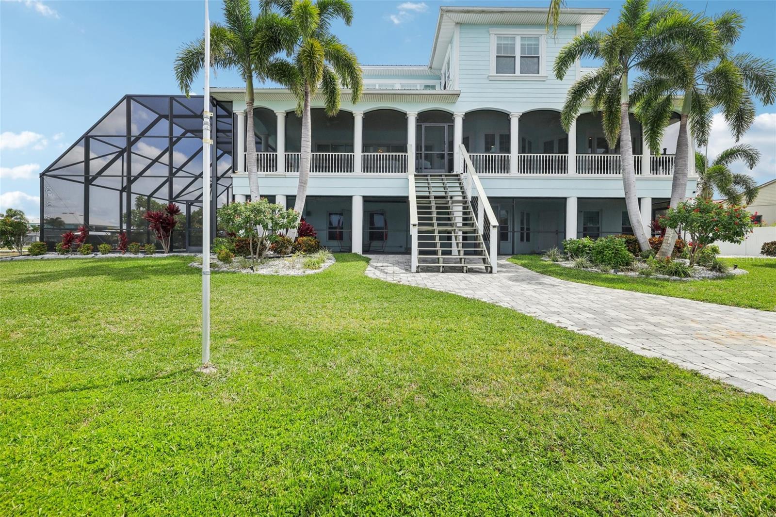 829 BLUE HERON BLVD, RUSKIN, FL, 33570
