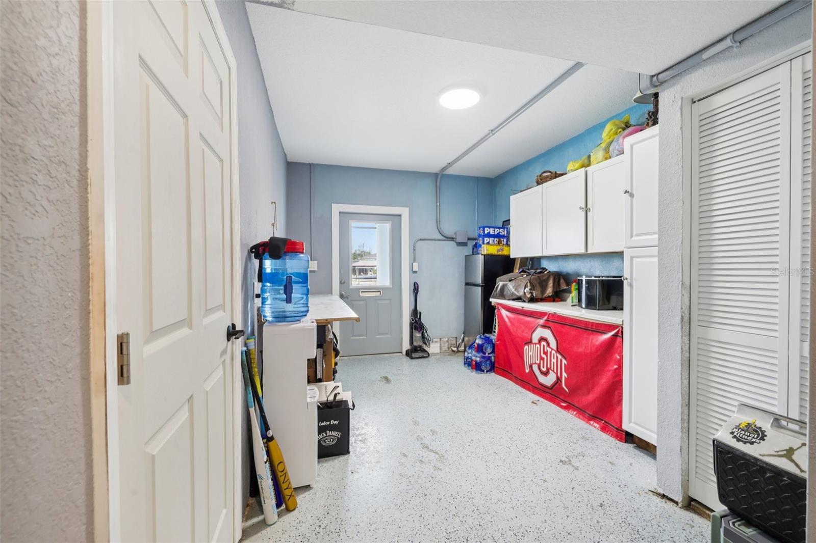 829 BLUE HERON BLVD, RUSKIN, FL, 33570