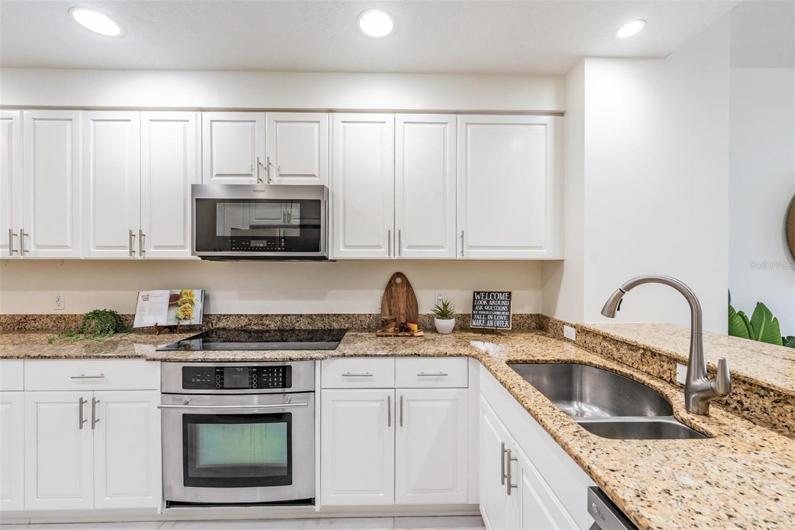 615 RIVIERA DUNES WAY #402, PALMETTO, FL, 34221