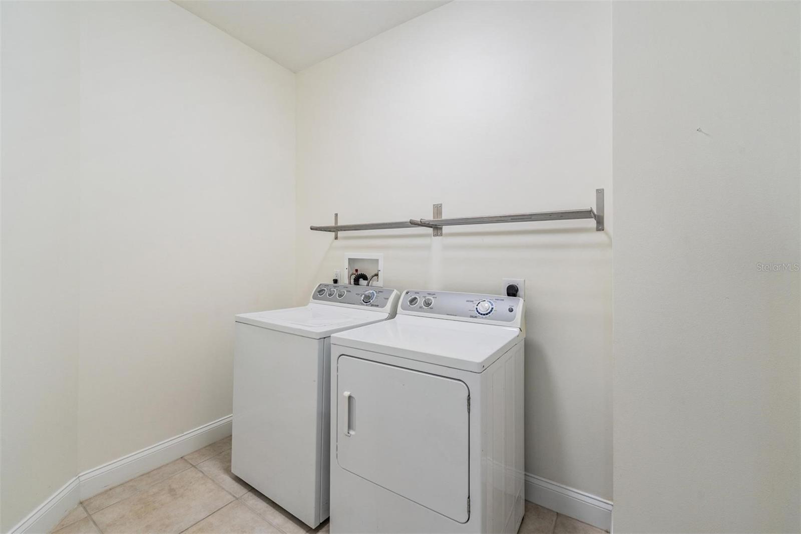 615 RIVIERA DUNES WAY #402, PALMETTO, FL, 34221