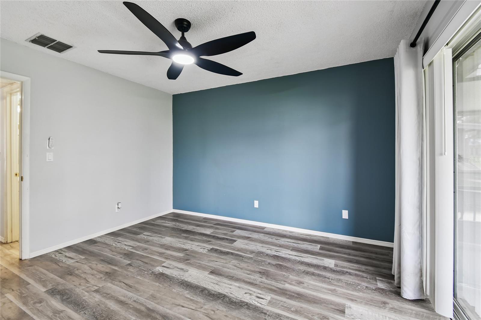 2480 ENTERPRISE RD #6, CLEARWATER, FL, 33763