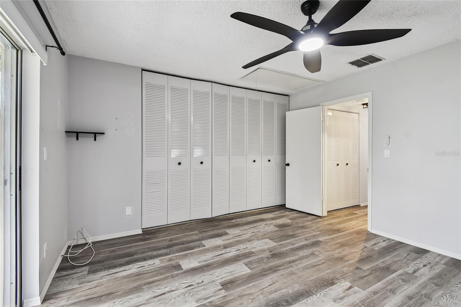 2480 ENTERPRISE RD #6, CLEARWATER, FL, 33763