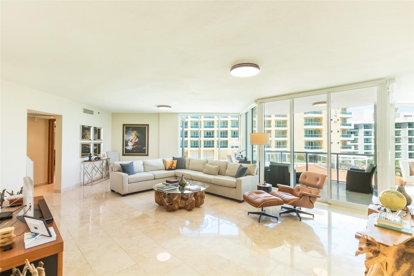 PR9116047 Property Photo