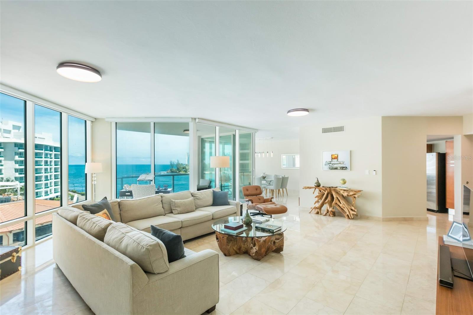 PR9116047 Property Photo