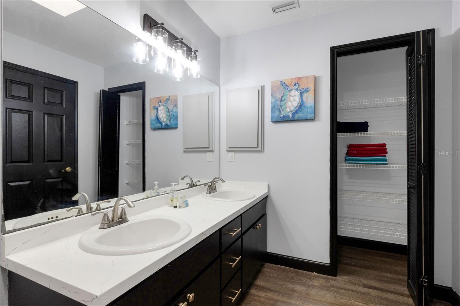 294 ROTONDA CIR, ROTONDA WEST, FL, 33947