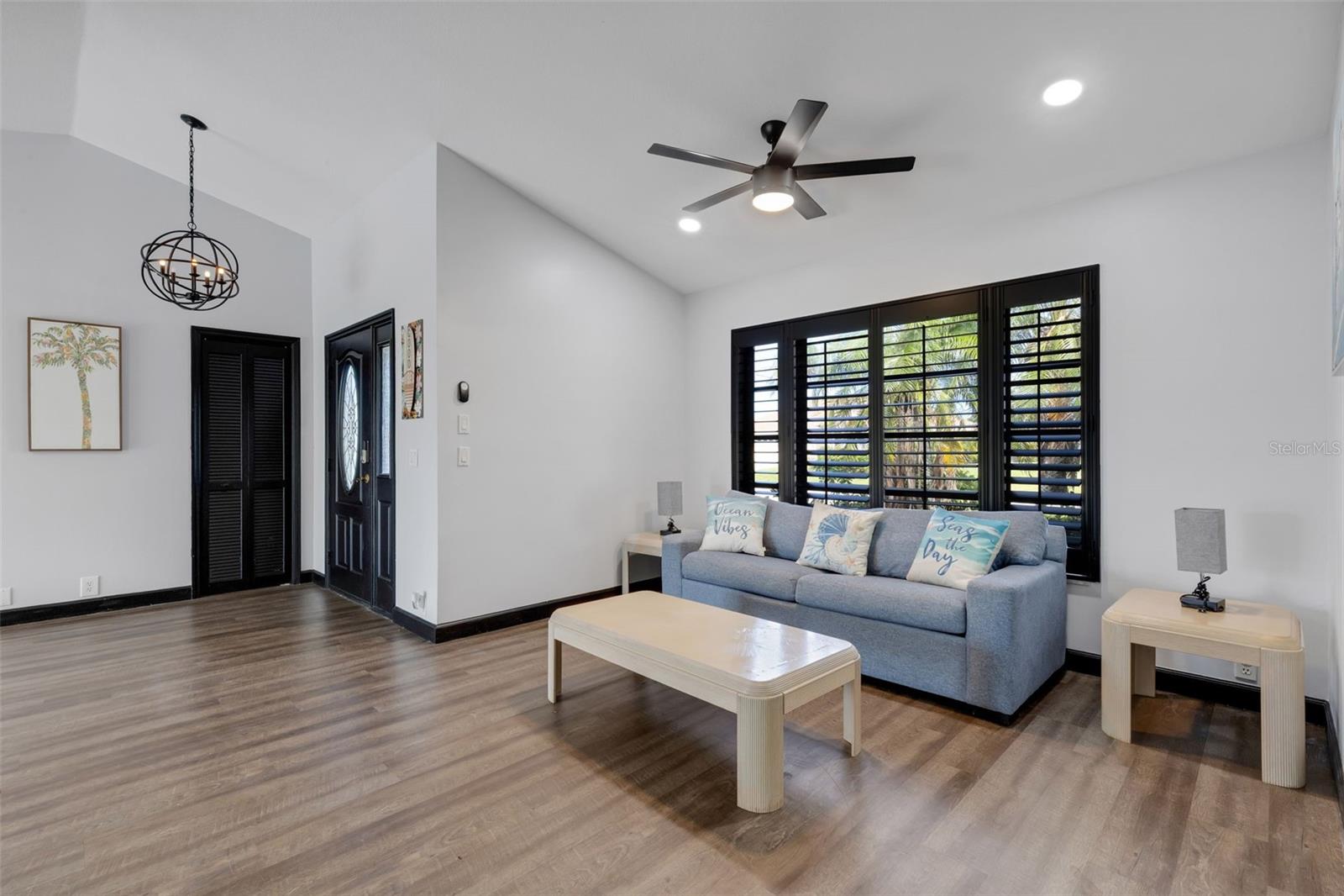 294 ROTONDA CIR, ROTONDA WEST, FL, 33947