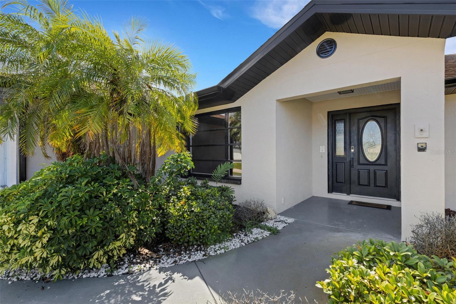 294 ROTONDA CIR, ROTONDA WEST, FL, 33947