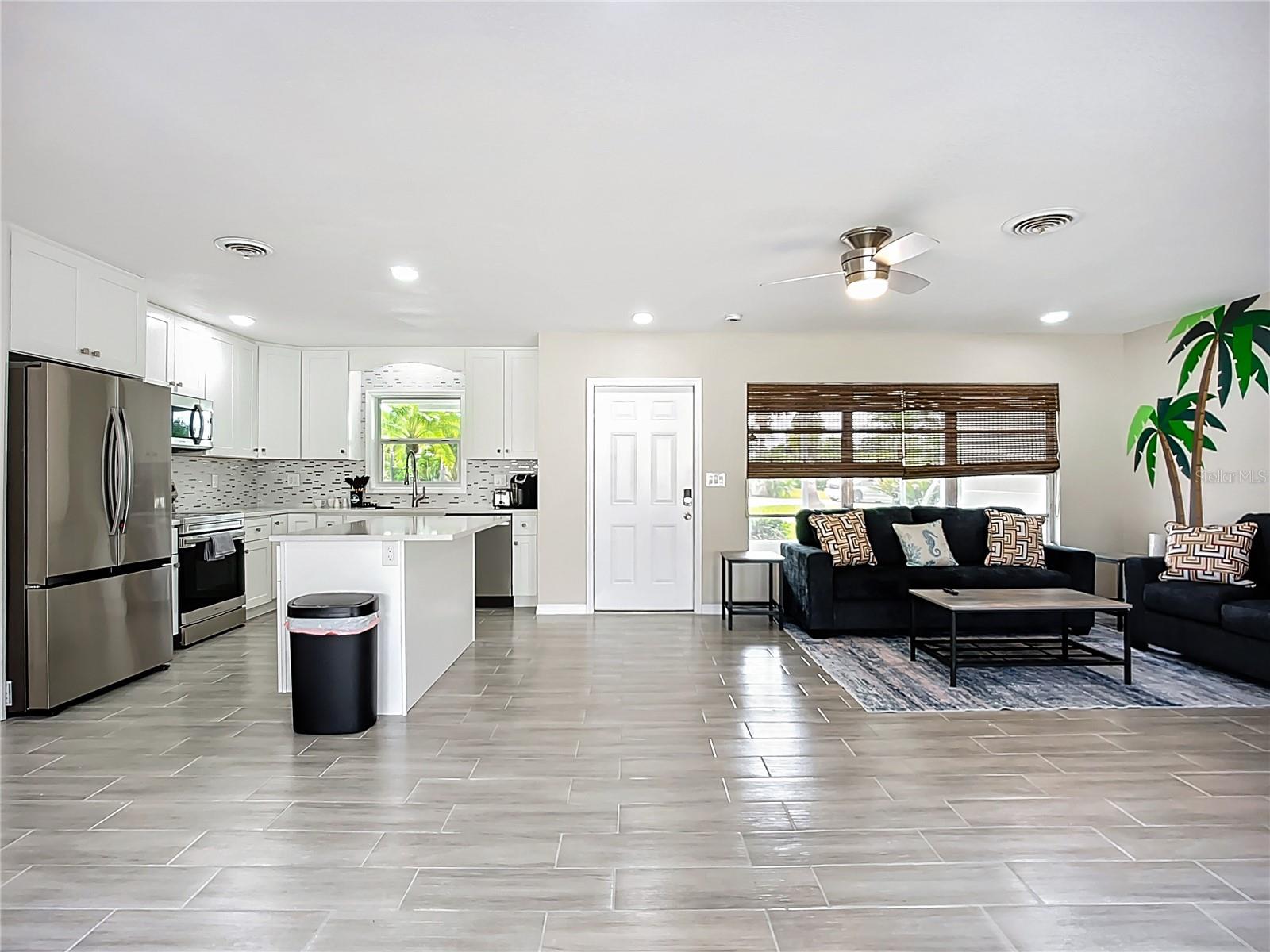 1160 LINDEN RD, VENICE, FL, 34293