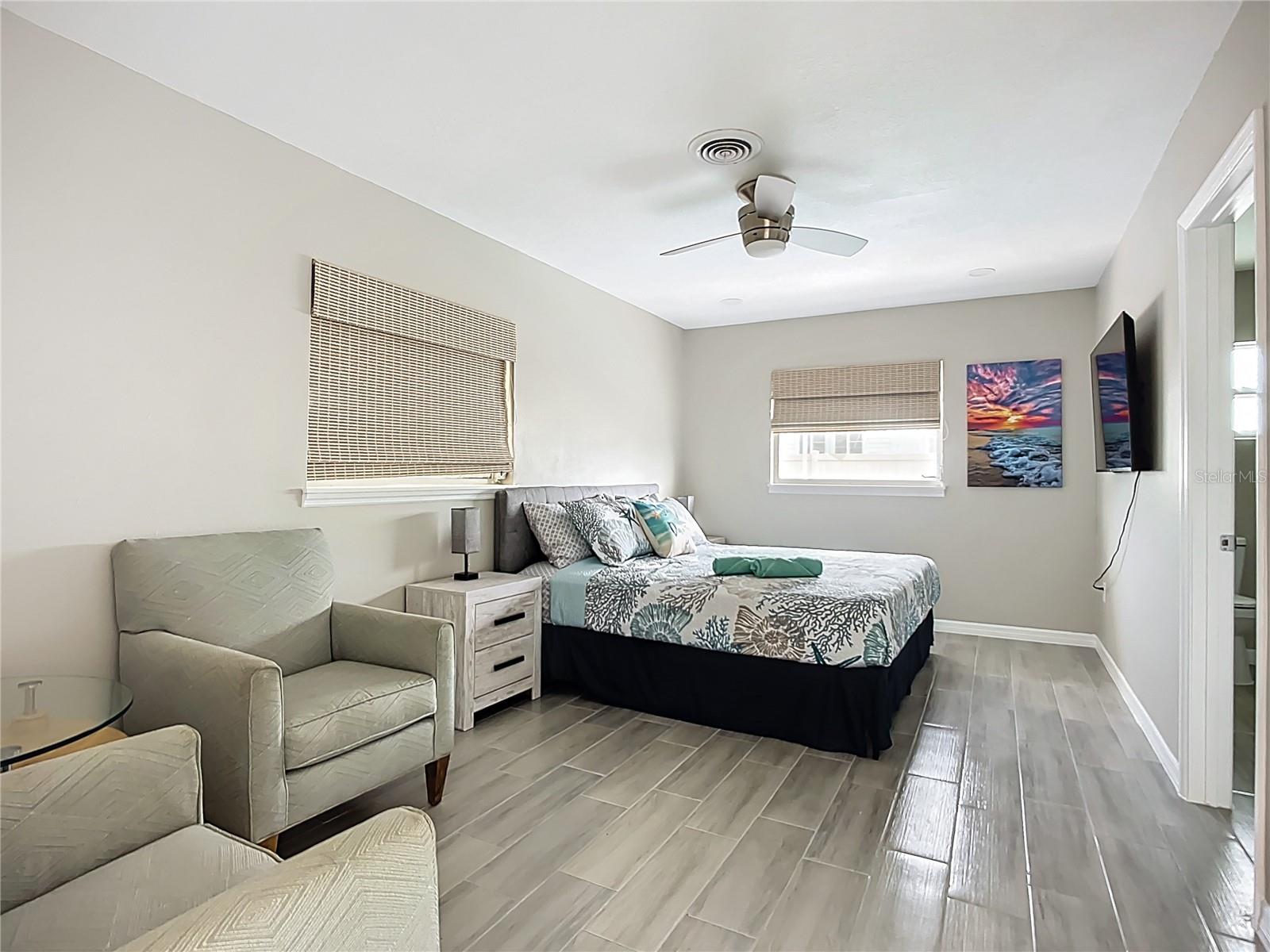 1160 LINDEN RD, VENICE, FL, 34293