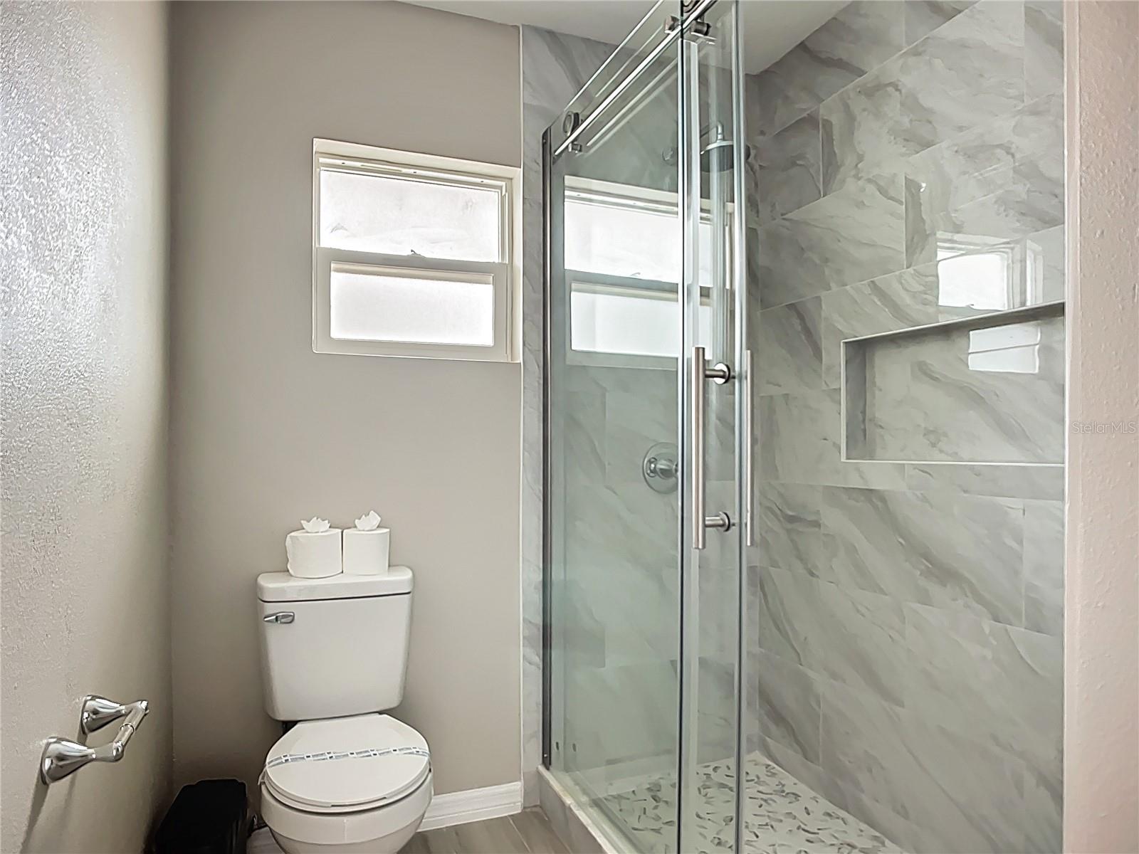 1160 LINDEN RD, VENICE, FL, 34293