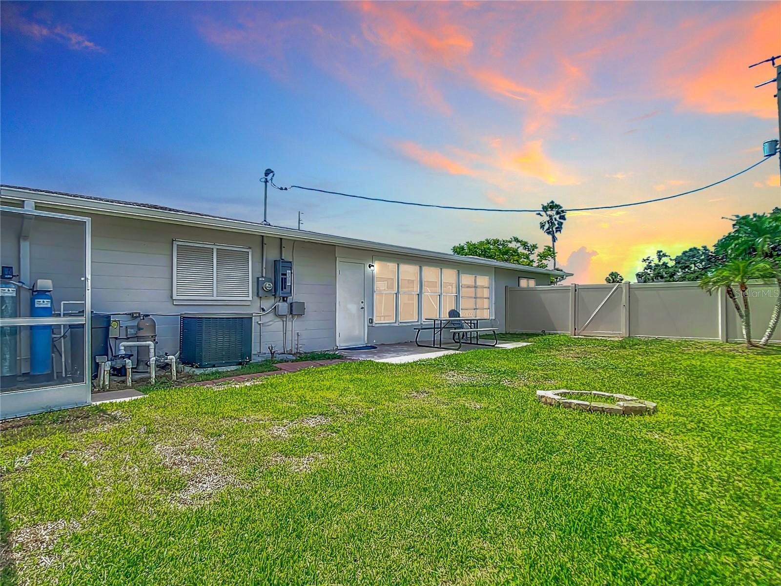 1160 LINDEN RD, VENICE, FL, 34293