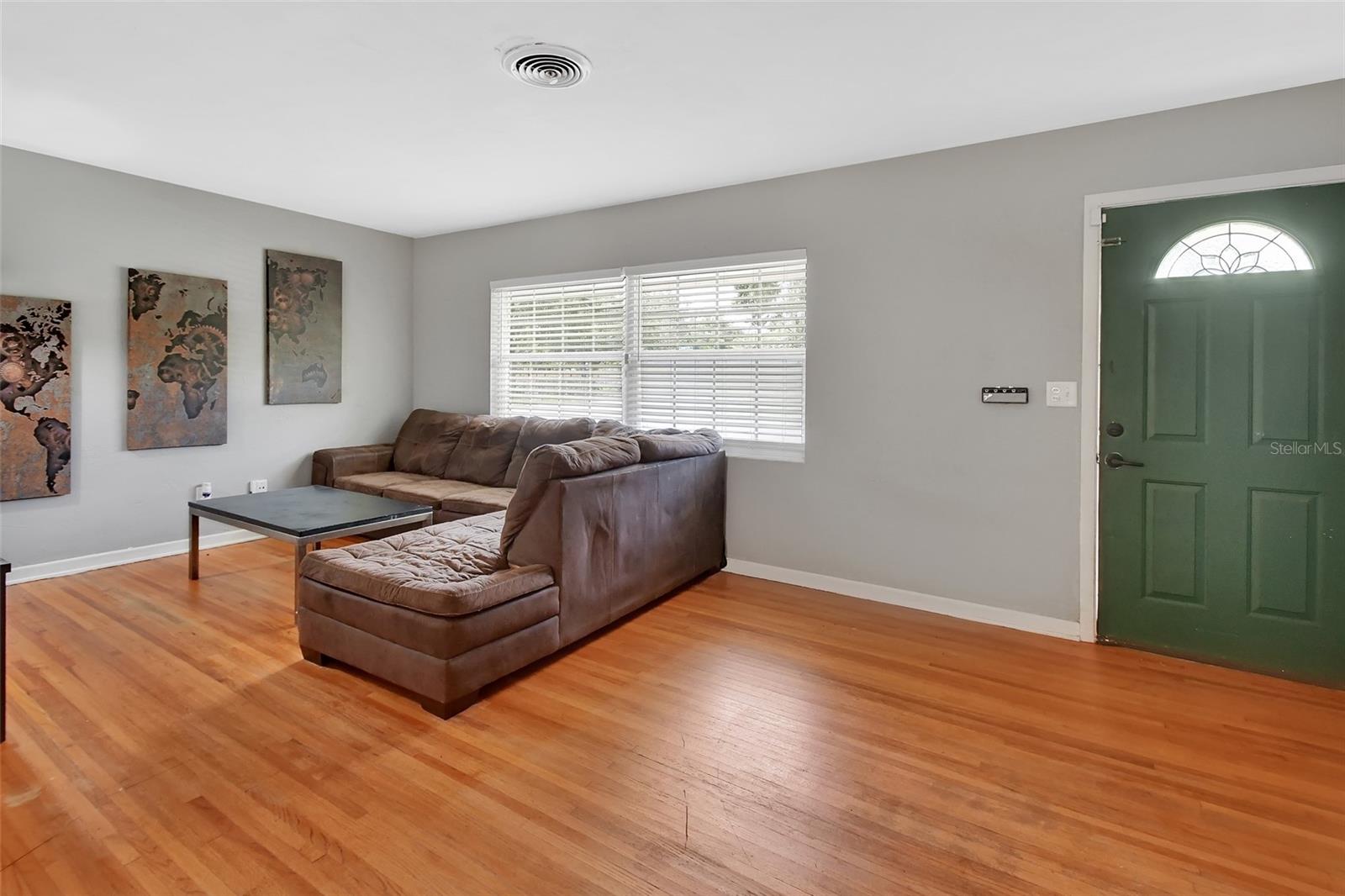 807 W CHURCH ST, DELAND, FL, 32720