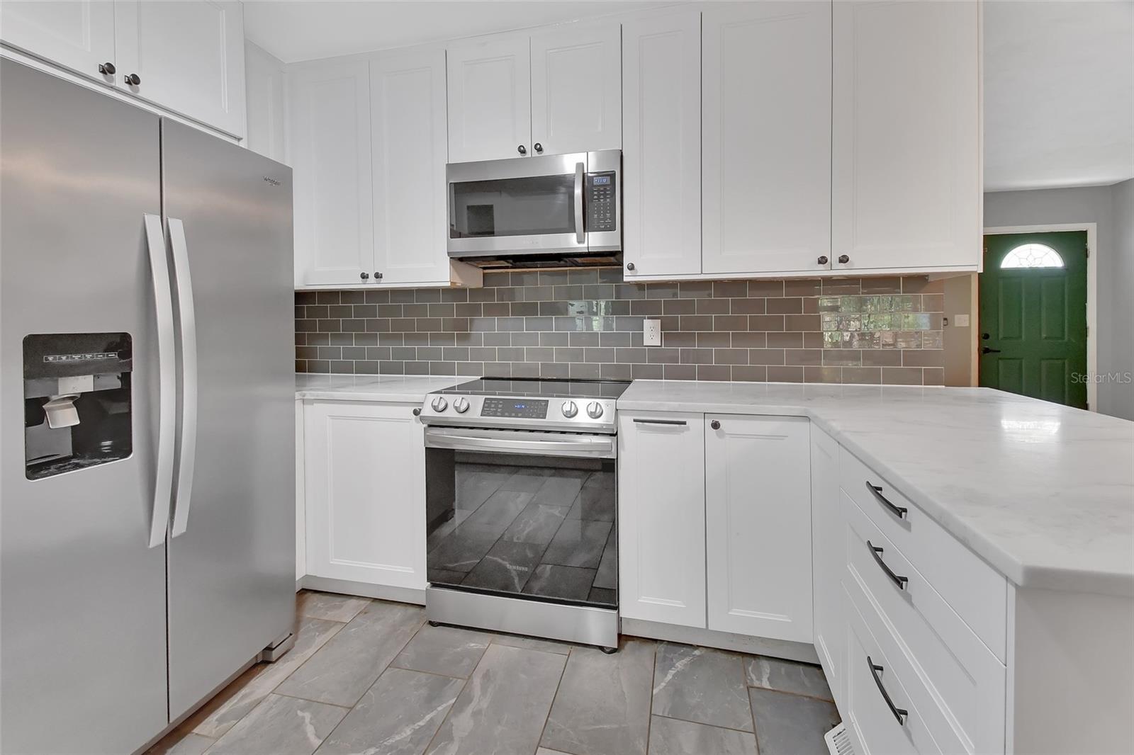 807 W CHURCH ST, DELAND, FL, 32720