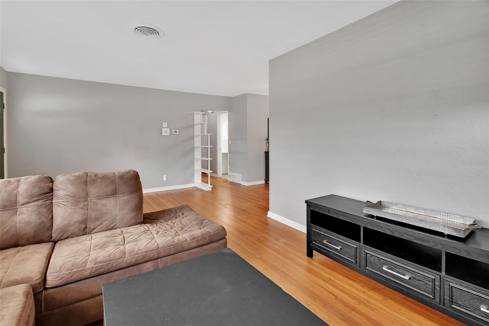 807 W CHURCH ST, DELAND, FL, 32720