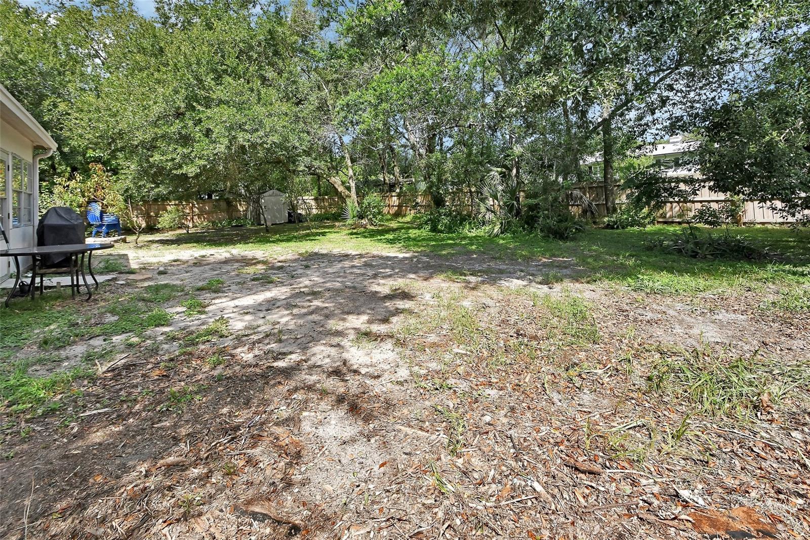 807 W CHURCH ST, DELAND, FL, 32720