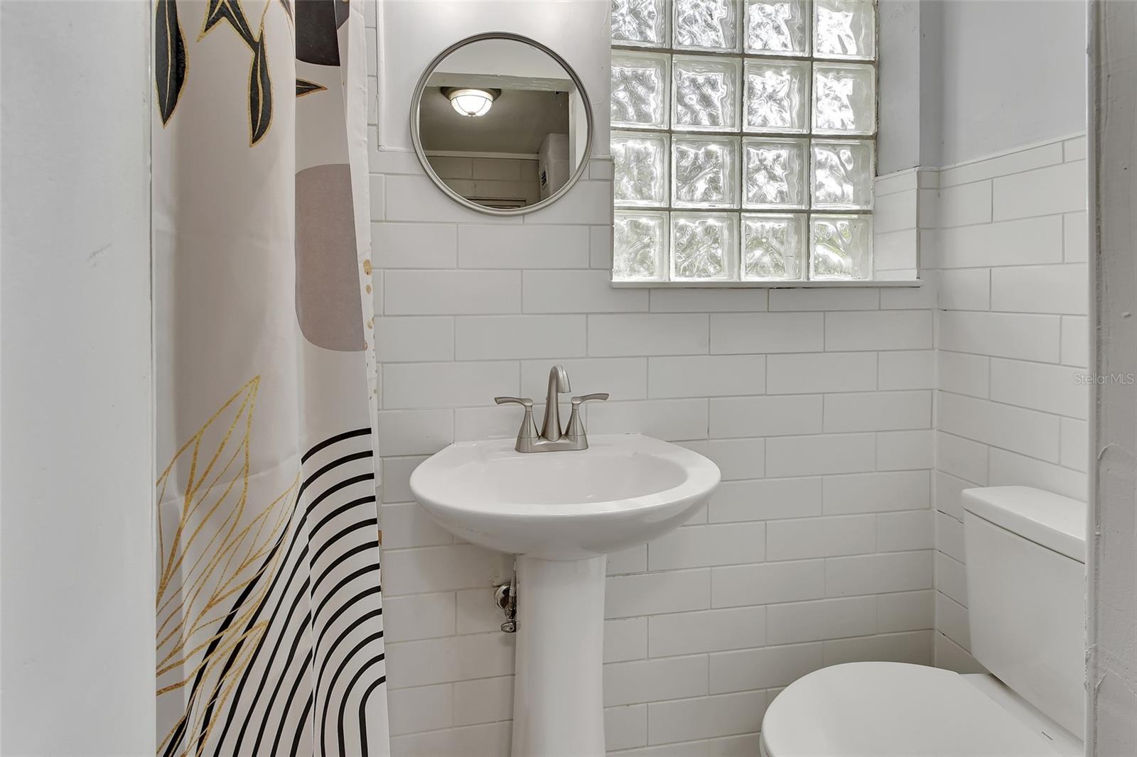 807 W CHURCH ST, DELAND, FL, 32720