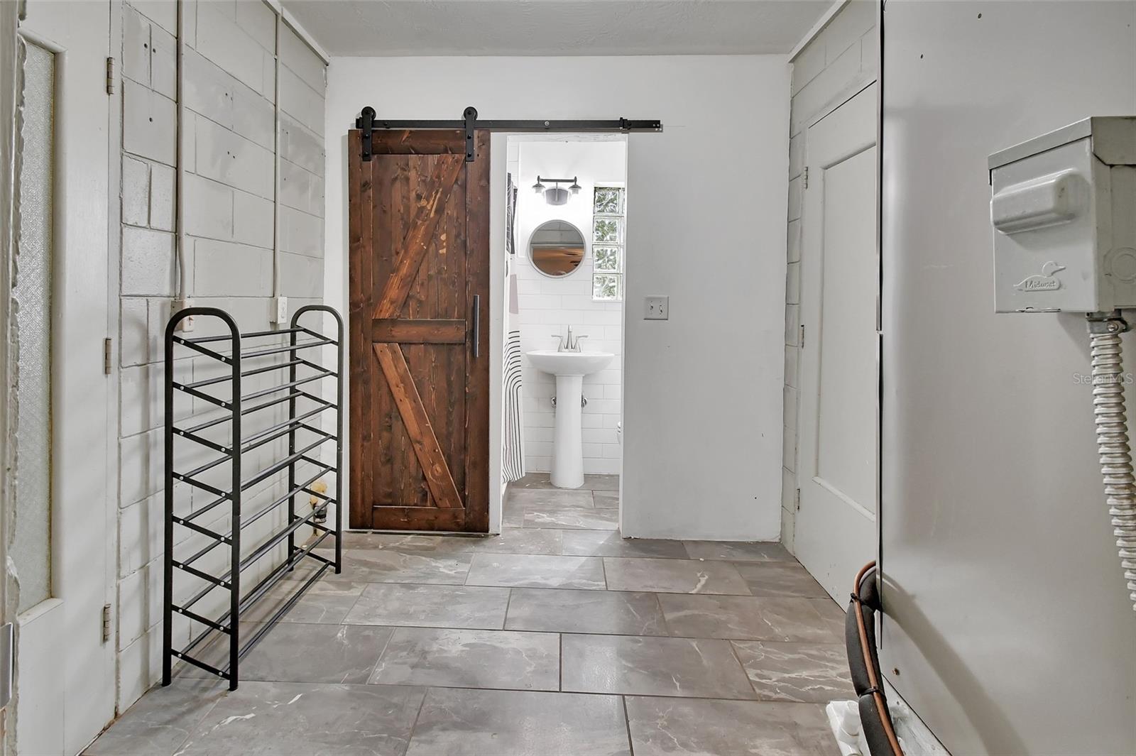 807 W CHURCH ST, DELAND, FL, 32720