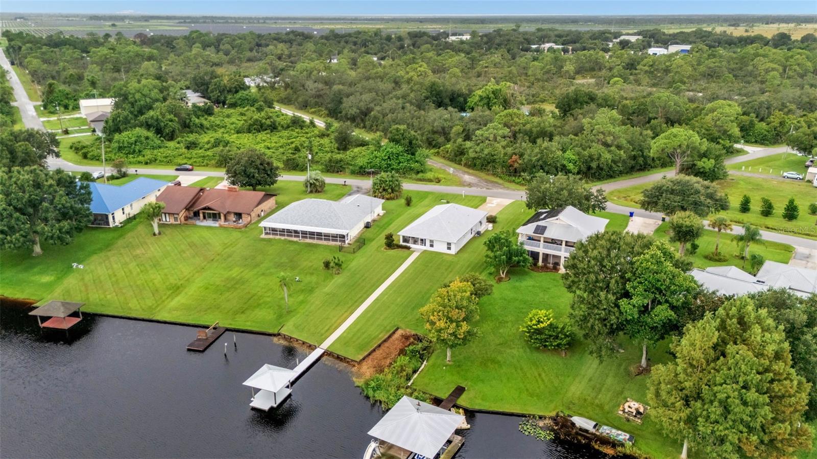 671 LAKE AUGUST DR, LAKE PLACID, FL, 33852