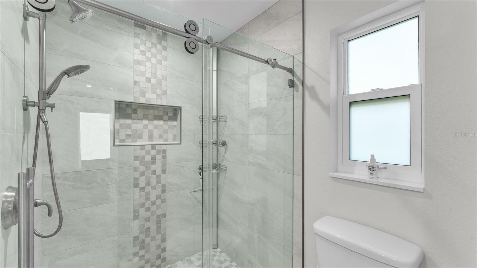 671 LAKE AUGUST DR, LAKE PLACID, FL, 33852