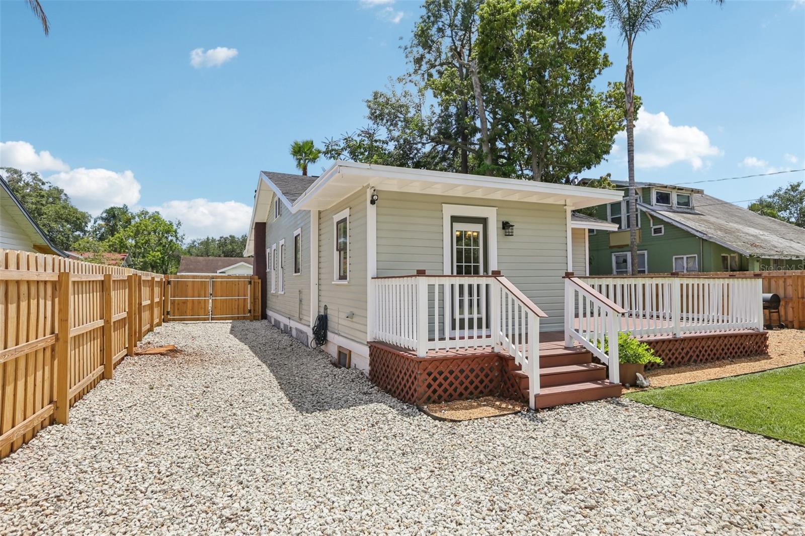 712 E CARACAS ST, TAMPA, FL, 33603