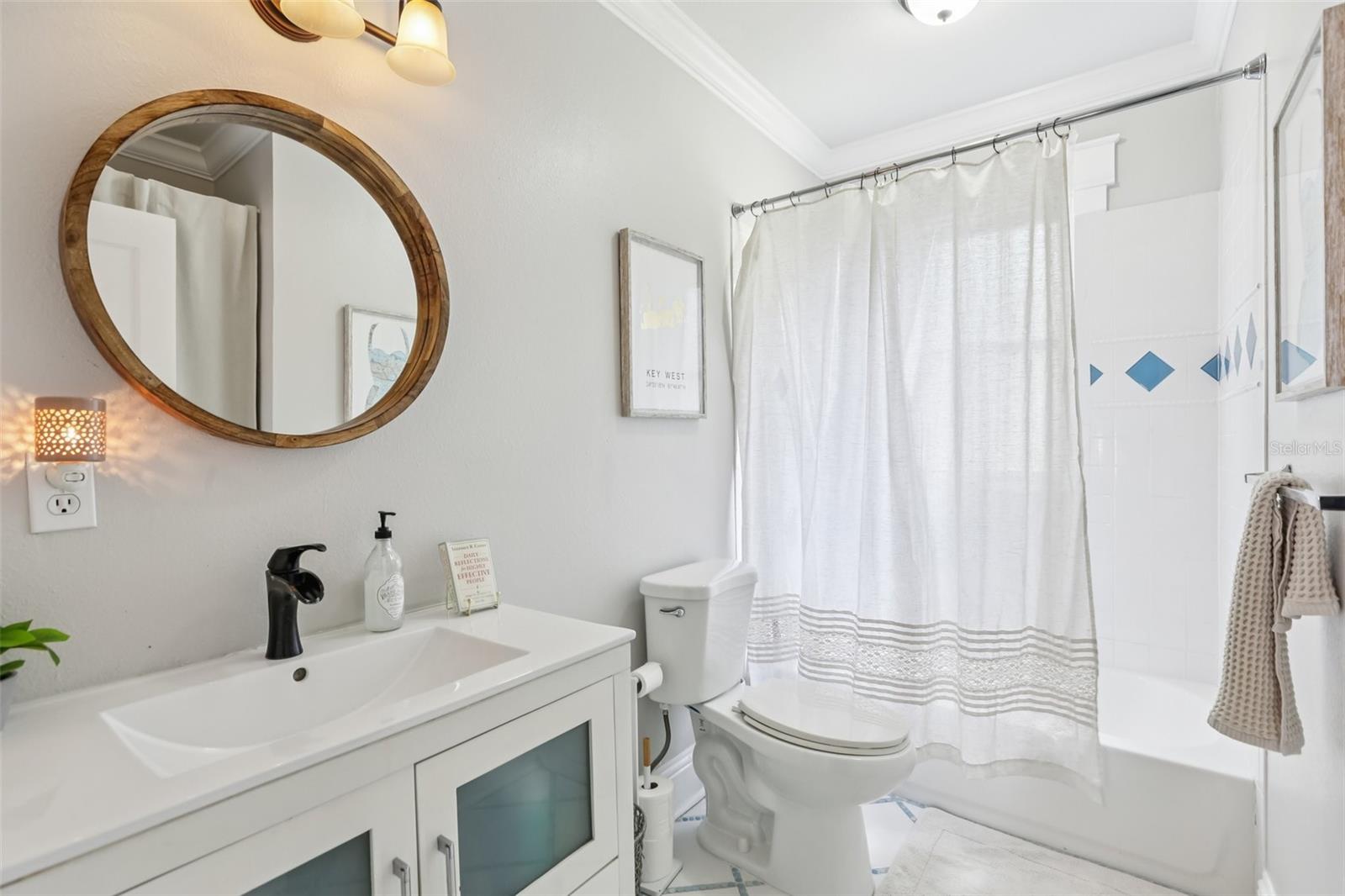 712 E CARACAS ST, TAMPA, FL, 33603