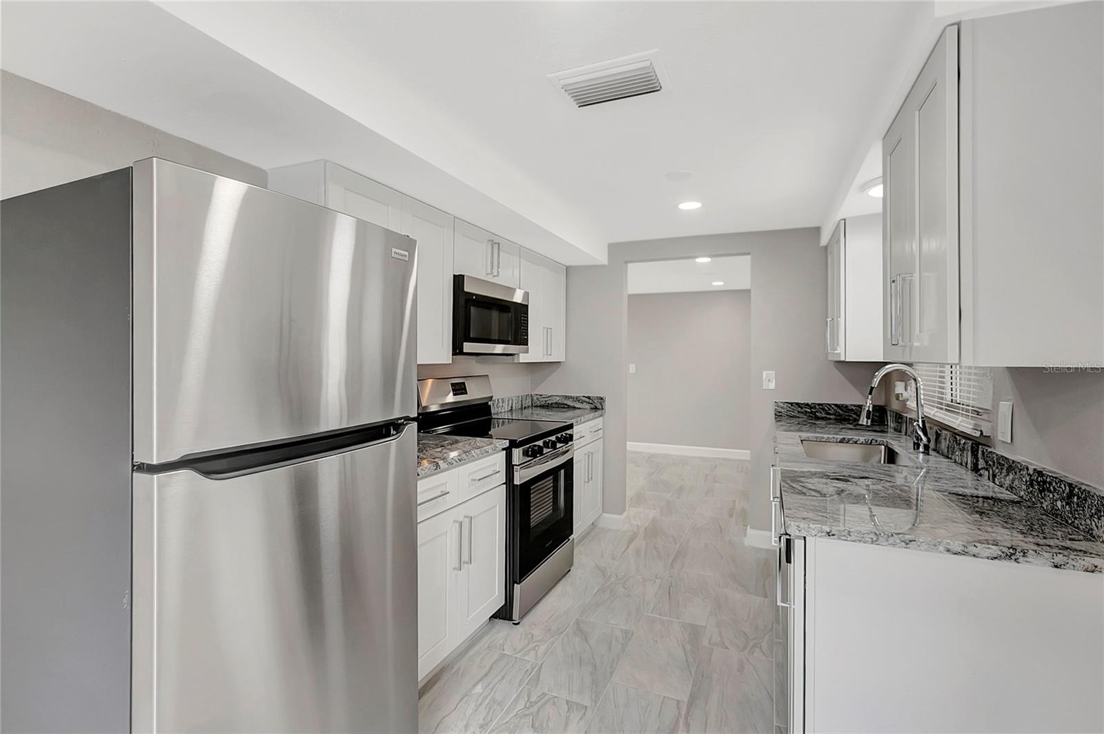 5611 MOSAIC DR, HOLIDAY, FL, 34690